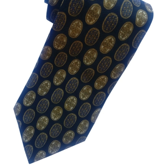 🇨🇦 Authentic vintage Valentino silk tie - Picture 2 of 8